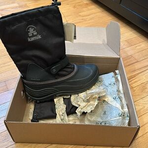 Kamik Kids Waterbug 5 Big Kid Boots Size 7
